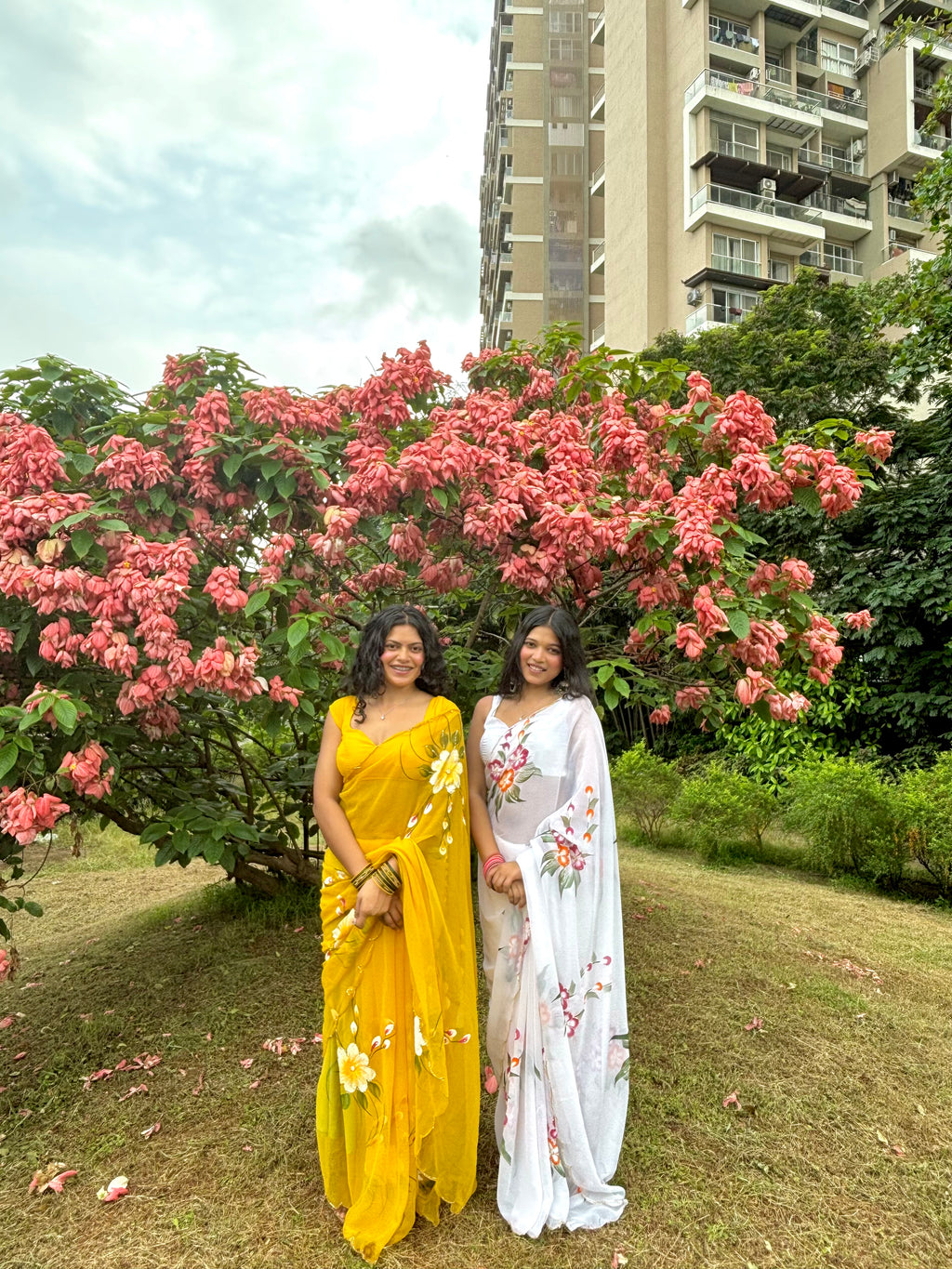 Elegant Floral Sarees – Timeless Beauty for Every Occasion hand Print Sarees