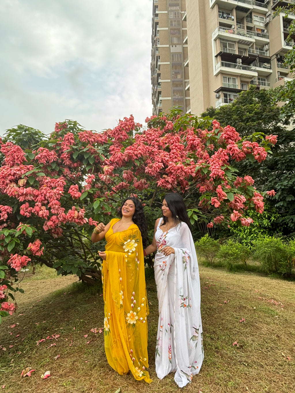 Elegant Floral Sarees – Timeless Beauty for Every Occasion hand Print Sarees